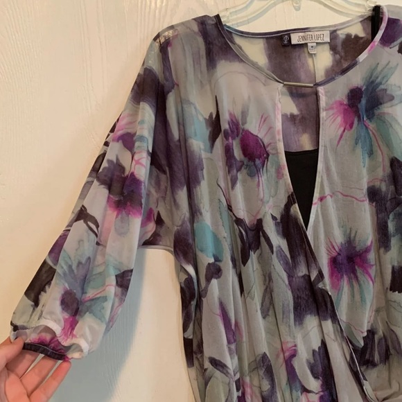 Top - Picture 5 of 5